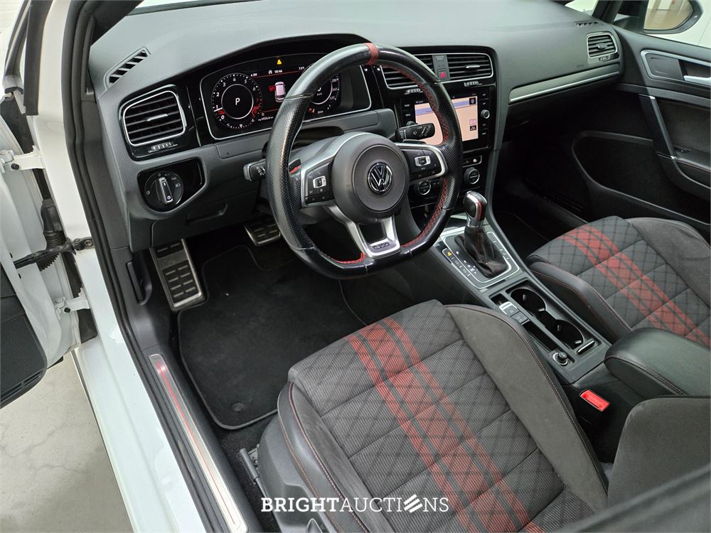 Volkswagen Golf GTI TCR 2.0 TSI 290pk 2019, K-637-NK