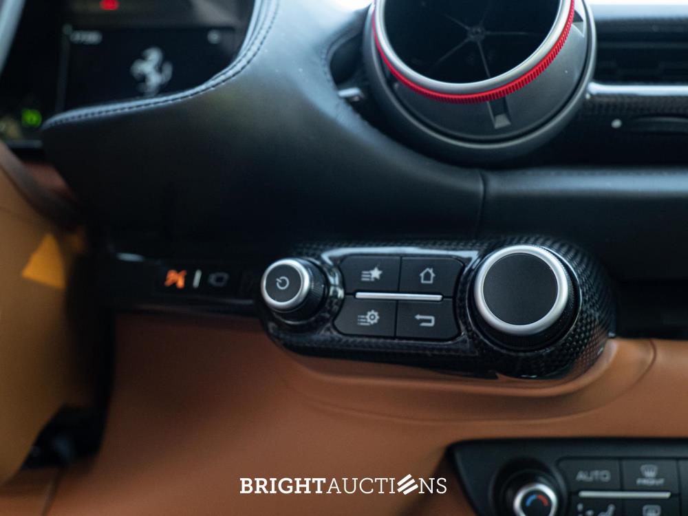 Ferrari 812 Superfast 6.5 V12 HELE -CARBON- 796pk 2020