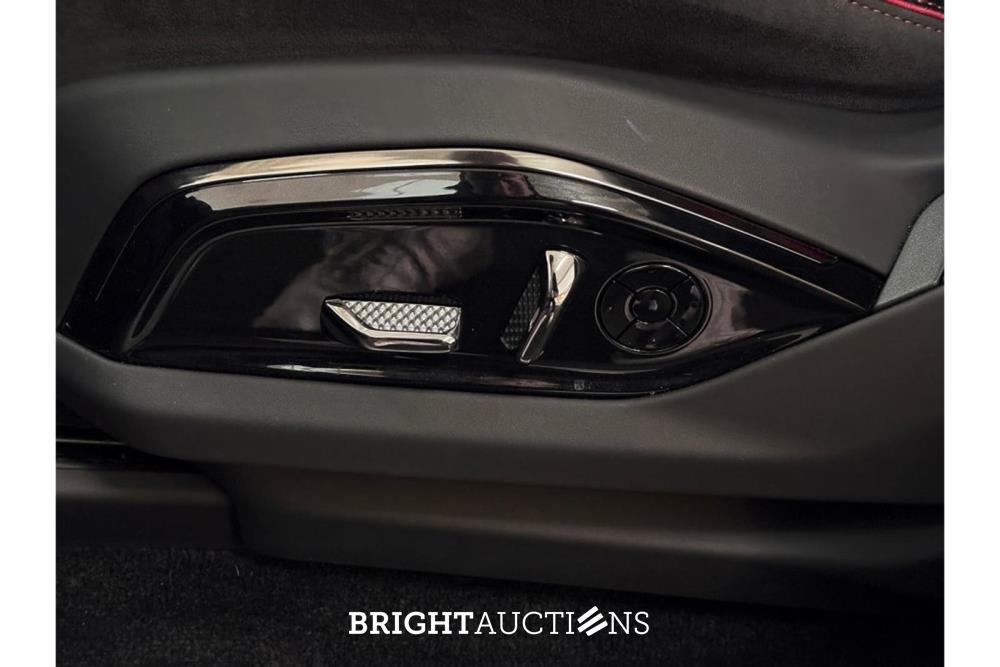 Lotus Eletre EDS 450 4WD 112 kWh 612pk 2023 (Origineel-NL), X-319-JJ