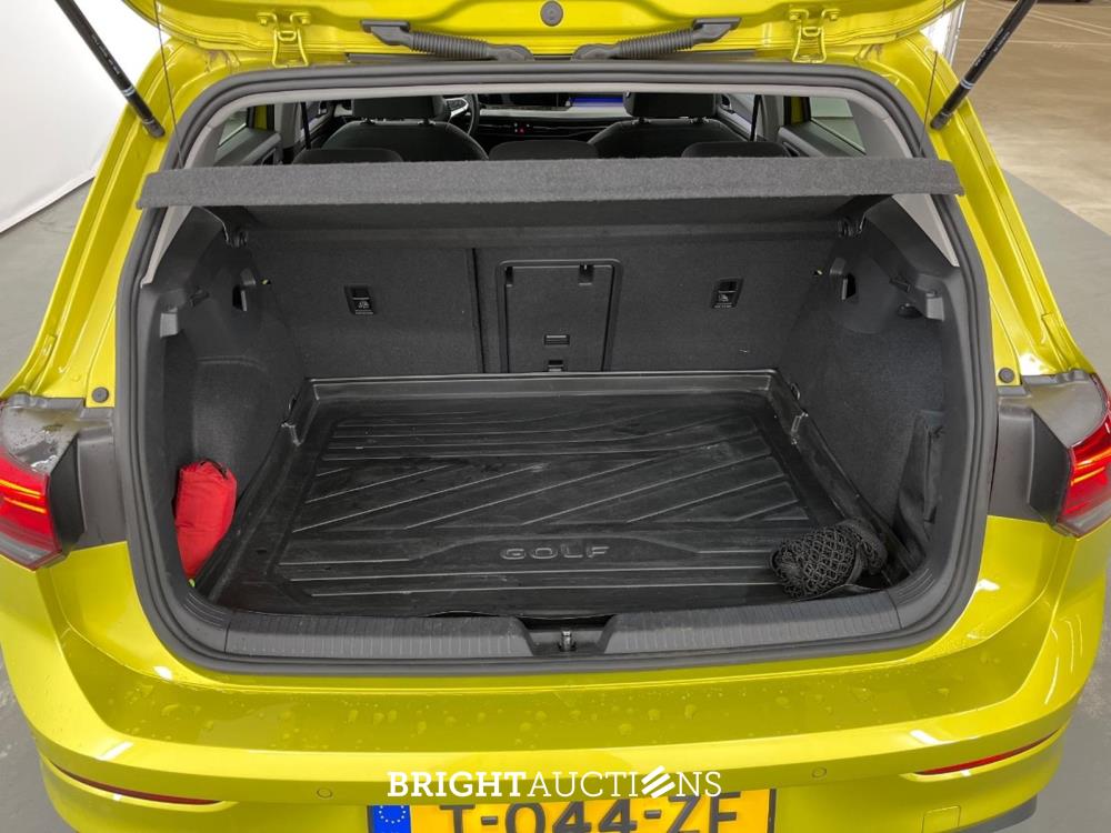 Volkswagen Golf 1.5 eTSI mhev life business 96kW -7 aut 1.5 DSG 131pk 2023 (Origineel-NL), T-044-ZF