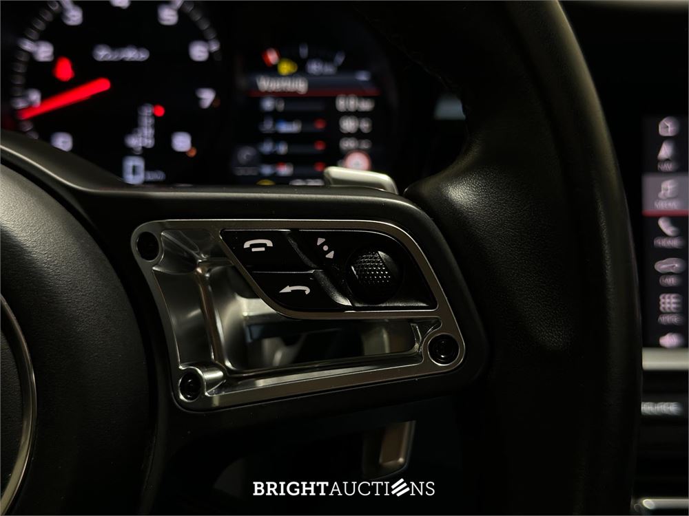 Porsche Macan Turbo 2.9 V6 441pk 2020, J-177-TT
