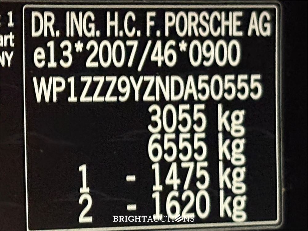 Porsche Cayenne E-Hybrid Platinum Edition 3.0 476pk 2022 (Origineel-NL), P-588-ZV