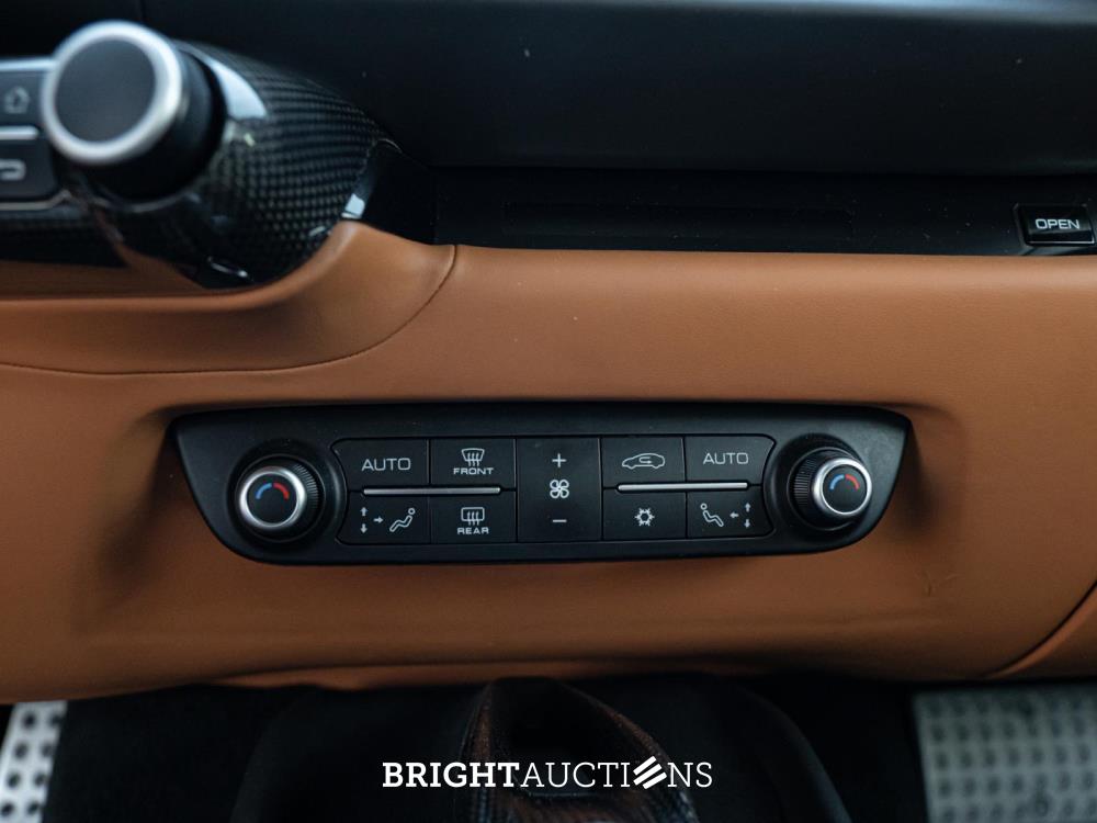 Ferrari 812 Superfast 6.5 V12 HELE -CARBON- 796pk 2020