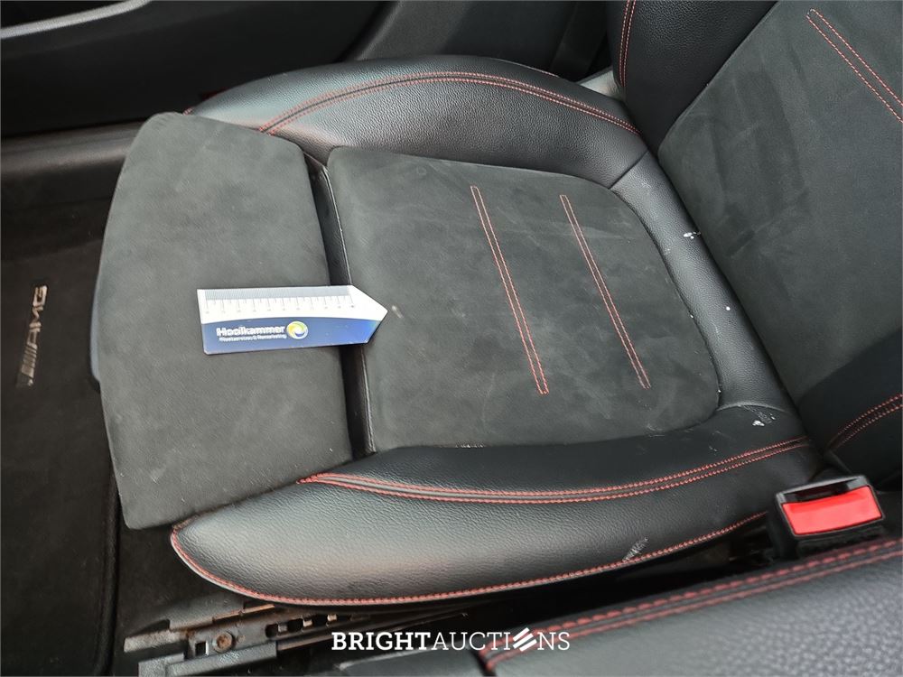 Mercedes-Benz A200 Business Solution AMG 163pk 2018 A-klasse, XT-864-L
