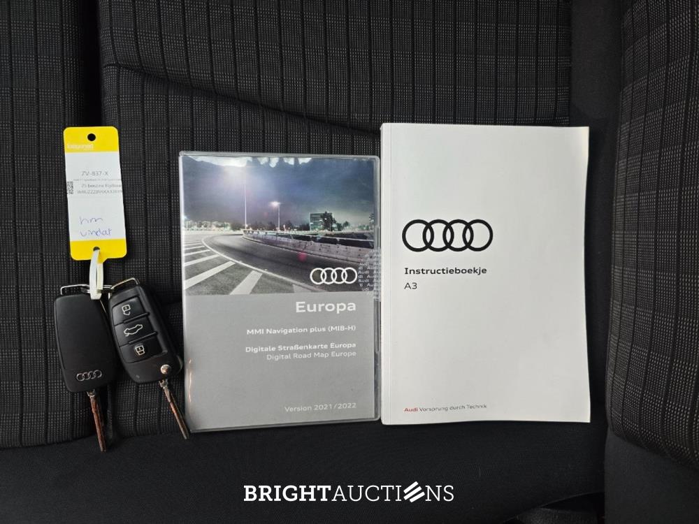 Audi A3 Sportback 30 Sport S Line Edition TFSI 116pk 2019 (Origineel-NL), ZV-837-X