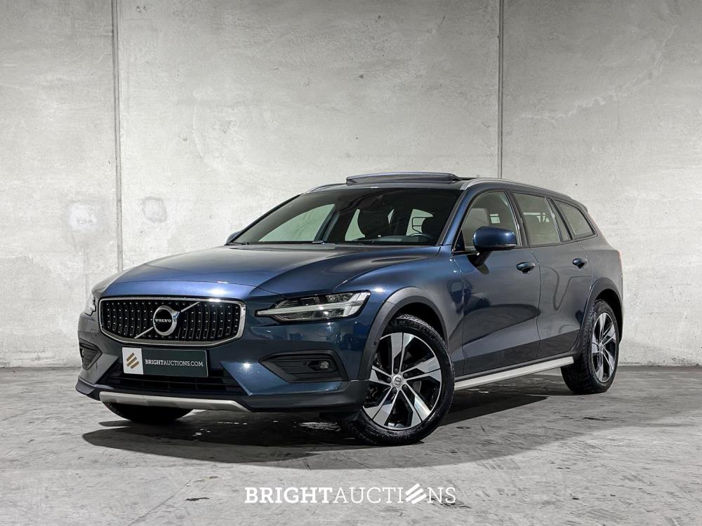 Volvo V60 Cross country Soft Hybride 2.0 B5 AWD pro 261pk 2020 (Origineel-NL), J-188-VT