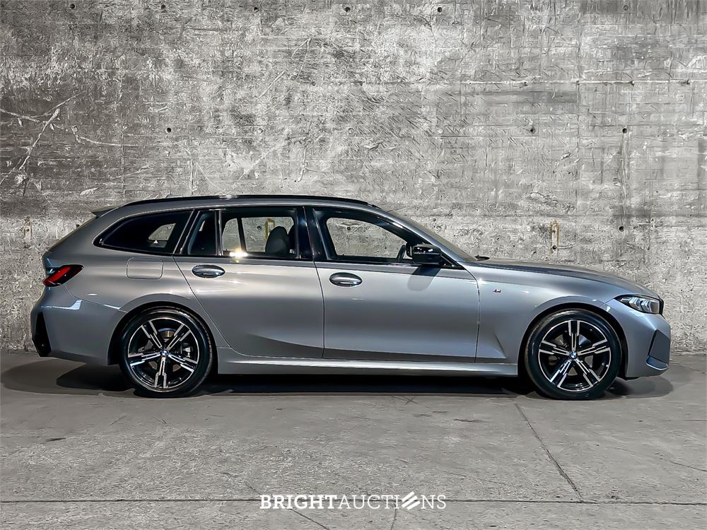 BMW 320d Touring M Soprt 190pk 2023 3-serie (Origineel-NL + 1e eigenaar), T-274-GG