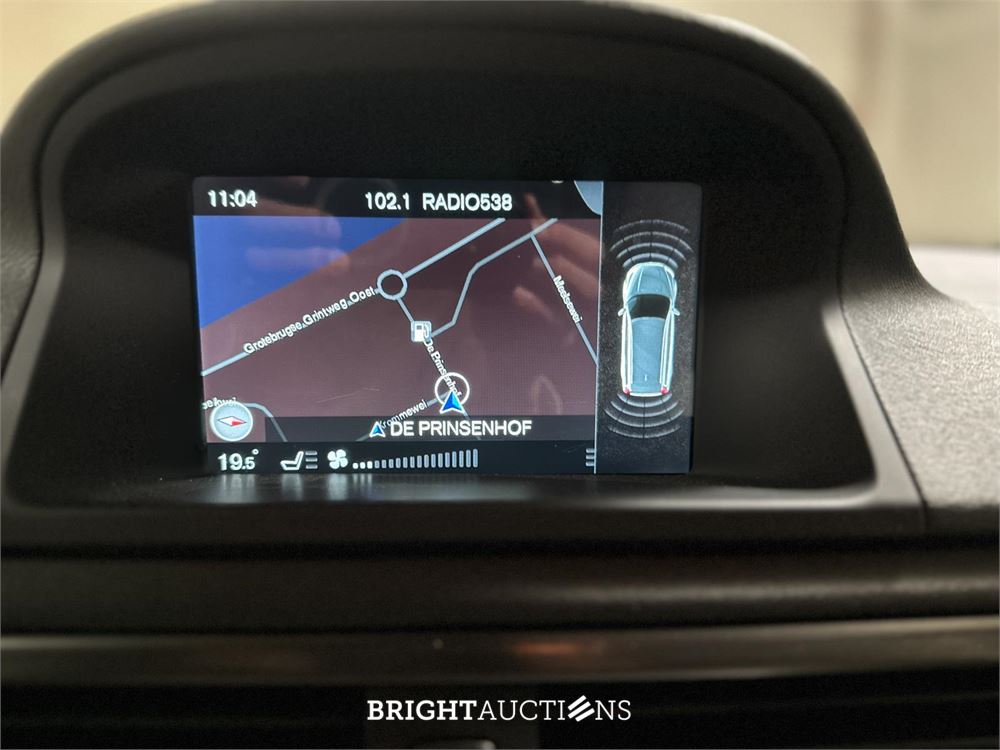 Volvo XC70 2.0 D4 FWD Momentum 181pk 2014 (Origineel-NL) Automaat, 2-XLB-00