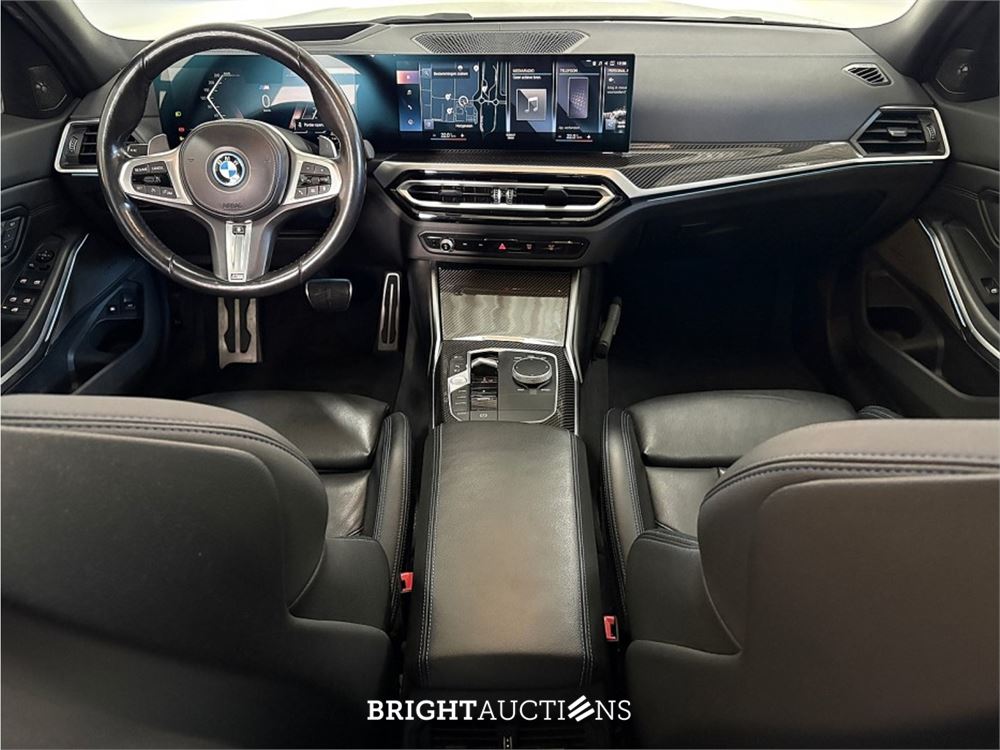 BMW 330e Touring 292pk 2023 (Origineel-NL) 3-Serie, T-265-ND