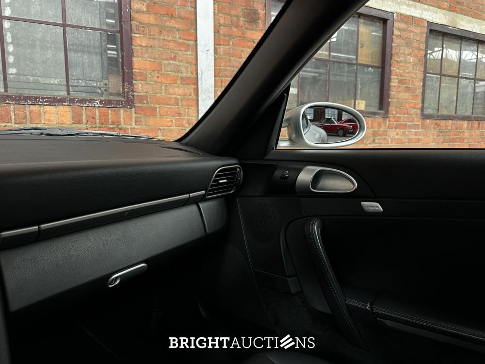 Porsche 911 Carrera 3.6 997 Coupé 325pk 2004 Youngtimer