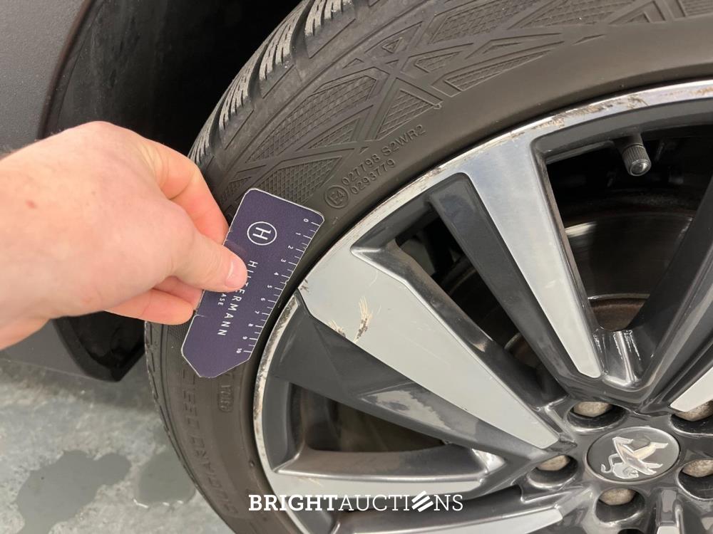 Peugeot 3008 GT Line 1.2 PureTech 131pk 2019 (Origineel-NL), G-803-KN