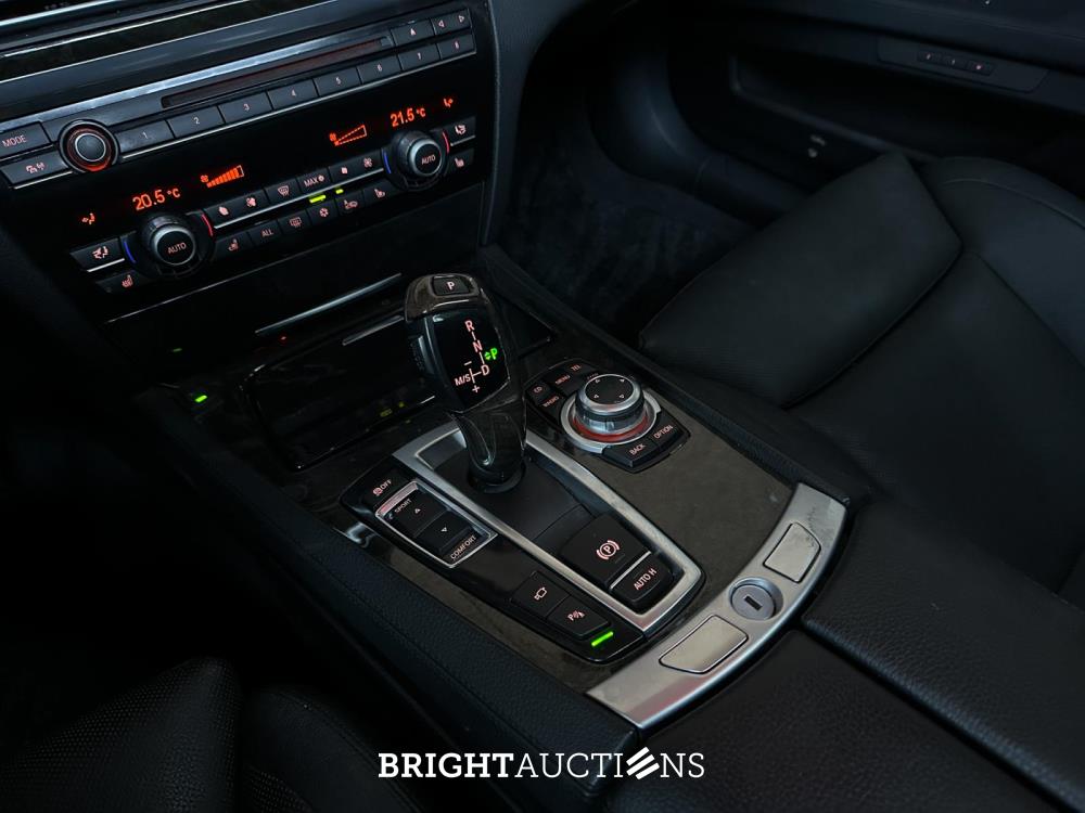 BMW ActiveHybrid7 F04 4.4 V8 7-serie 465pk 2011 -Youngtimer-