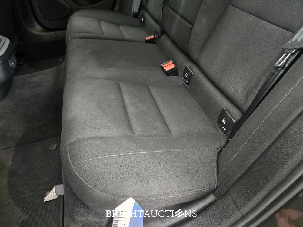Volvo V60 B3 Momentum 2.0 163pk 2021 (Origineel-NL), K-150-JF
