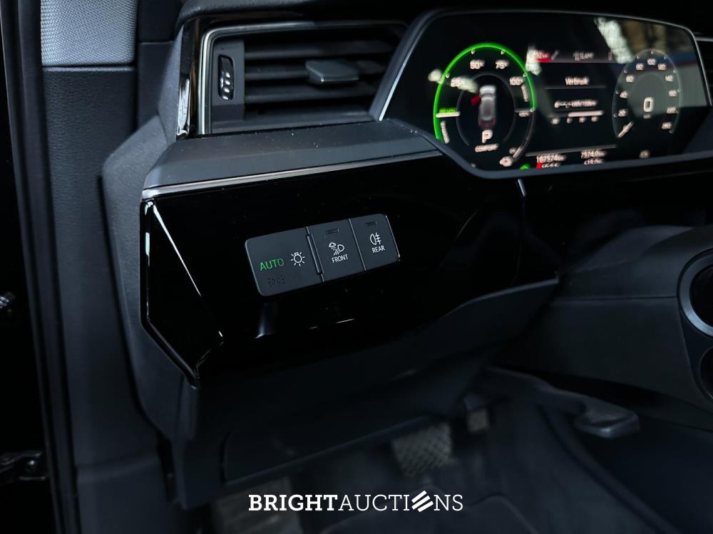 Audi e-tron Sportback 55 quattro edition 95 kWh 408pk 2020 (Origineel-NL+1e eigenaar), K-470-GB