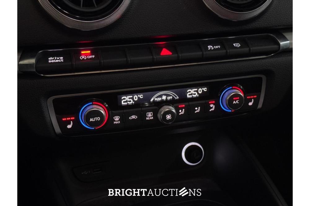 Audi A3 Limousine 35 CoD Advance Sport TFSI 150pk 2019 (Origineel-NL), ZL-485-D