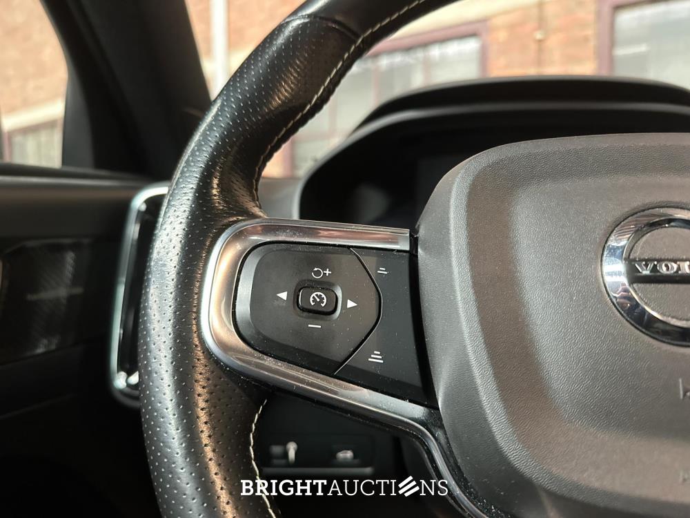 Volvo XC40 Recharge P8 AWD R-Design 408pk 2020 (Origineel-NL+1e eigenaar), K-341-FK