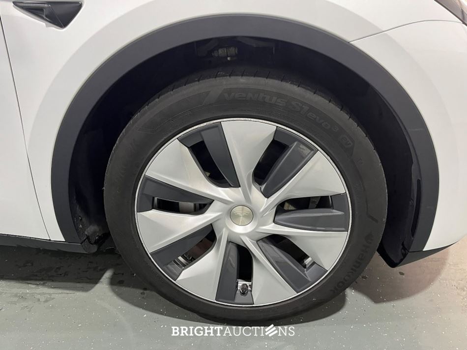 Tesla Model Y RWD 58 kWh 238pk 2022 (Origineel-NL), R-968-ZL