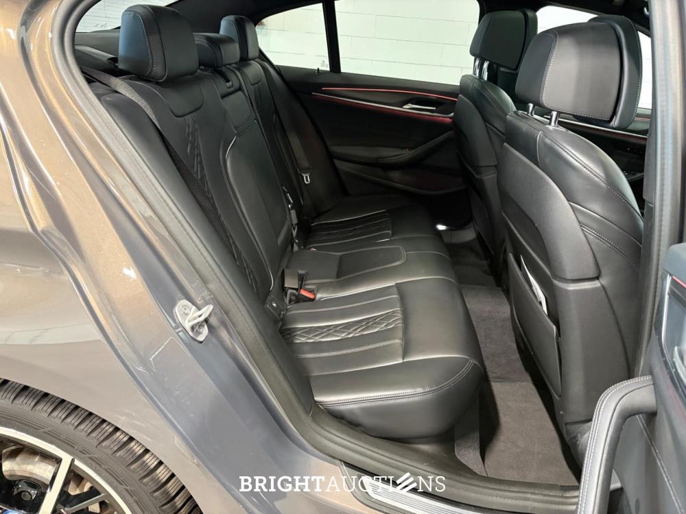 BMW 530e Business Edition Plus 292pk 2022 (Origineel-NL) 5-Serie, P-196-KV