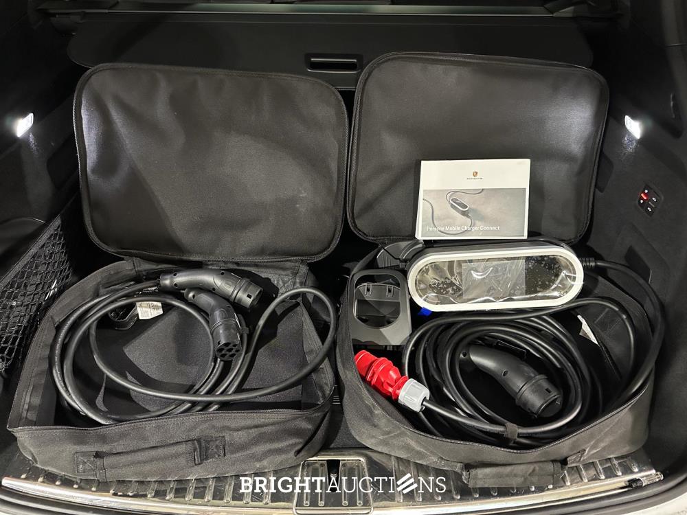 Porsche Cayenne 3.0 E-Hybrid Platinum Edition 462pk 2022, X-844-ZG