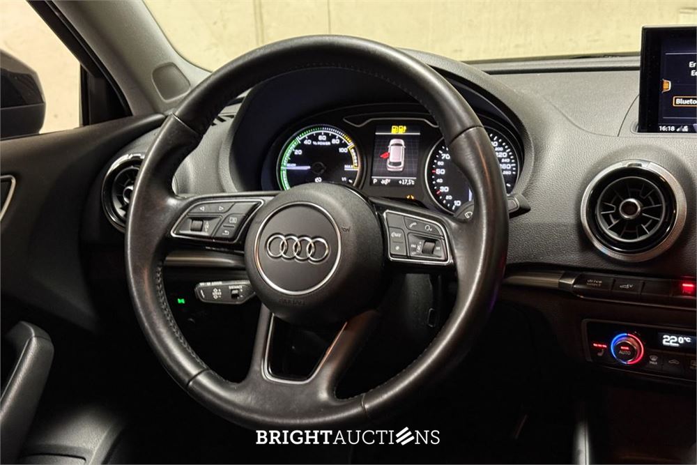 Audi A3 Sportback 1.4 e-tron Sport 204pk 2017, ST-574-G