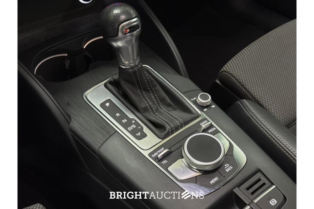 Audi A3 Limousine 35 CoD Advance Sport TFSI 150pk 2019 (Origineel-NL), ZL-485-D