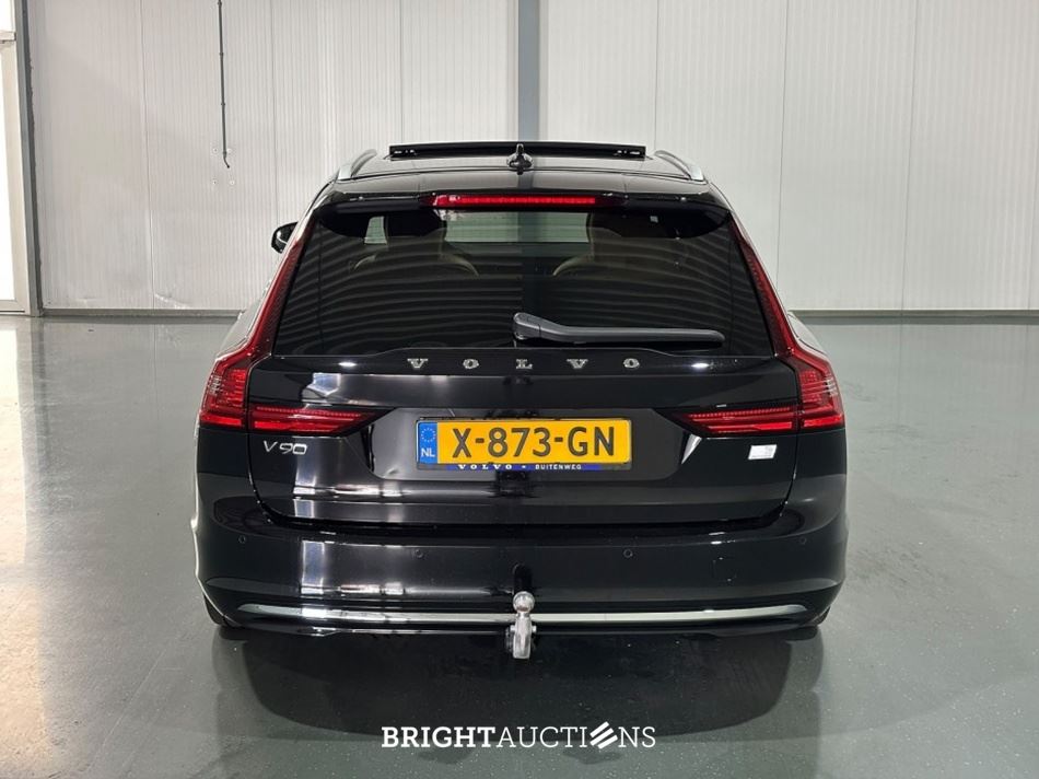 Volvo V90 T6 Plug-in Hybrid Ultimate Bright 2.0 AWD 398pk 2023 (Origineel-NL), X-873-GN