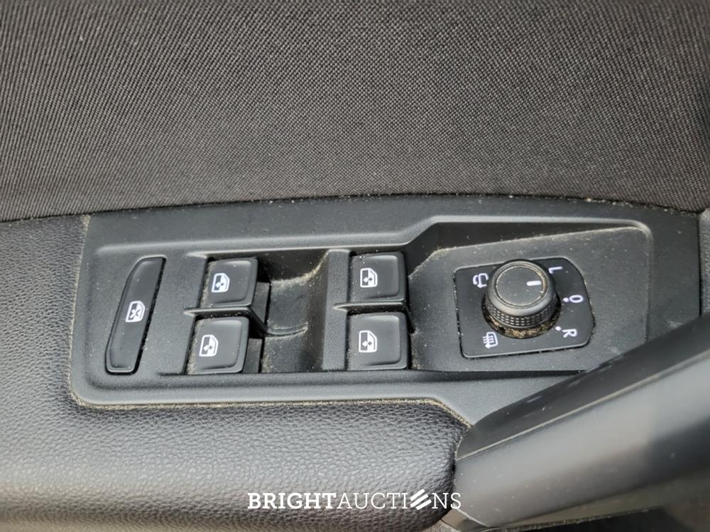 Volkswagen Tiguan Life Business 1.5 TSI 150pk 2022 (Origineel-NL), N-324-VR