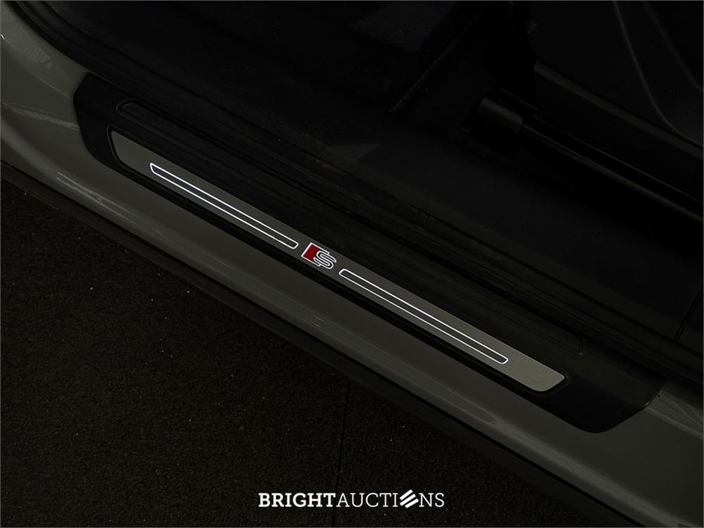 Audi Q5 50 TFSI e S edition 408pk 2022 (Origineel-NL), R-409-BV