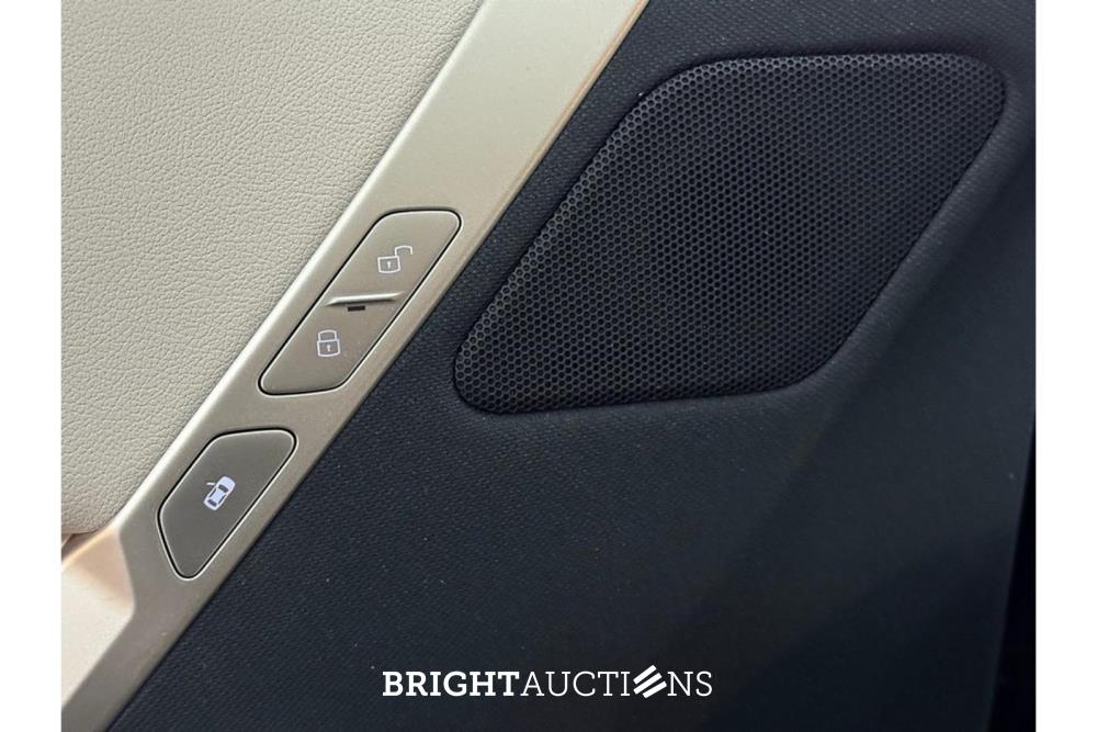 BMW iX 40 Executive xDrive 77 kWh 326pk 2024 (Origineel-NL), GBL-15-V