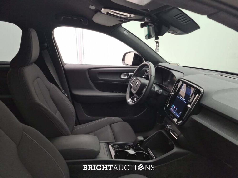 Volvo XC40 Recharge PLUS 70 kWh 231pk 2022 (Origineel-NL), R-756-TS