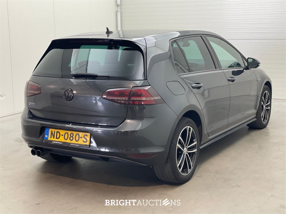Volkswagen Golf GTE Connected Series 1.4 TSI 150pk 2016 (Origineel-NL), ND-080-S