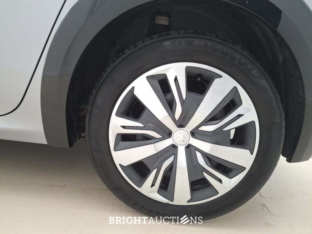 Peugeot 208 Ev Active 50 kWh 136pk 2022 (Origineel-NL), P-132-LT