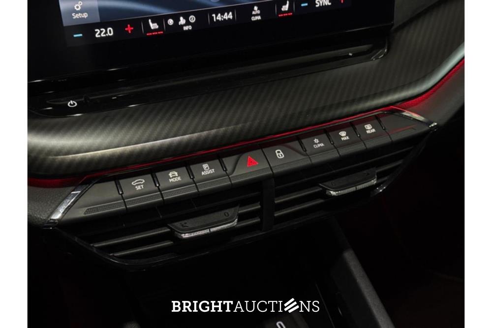 Škoda Octavia Combi RS iV PHEV Business 1.4 TSI 258pk 2021 (Origineel-NL), N-280-KK