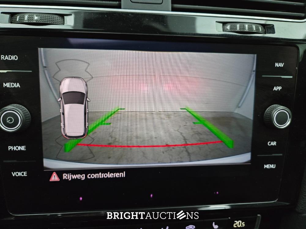 Volkswagen Golf GTI Performance 2.0 TSI 245pk 2017, L-416-LR