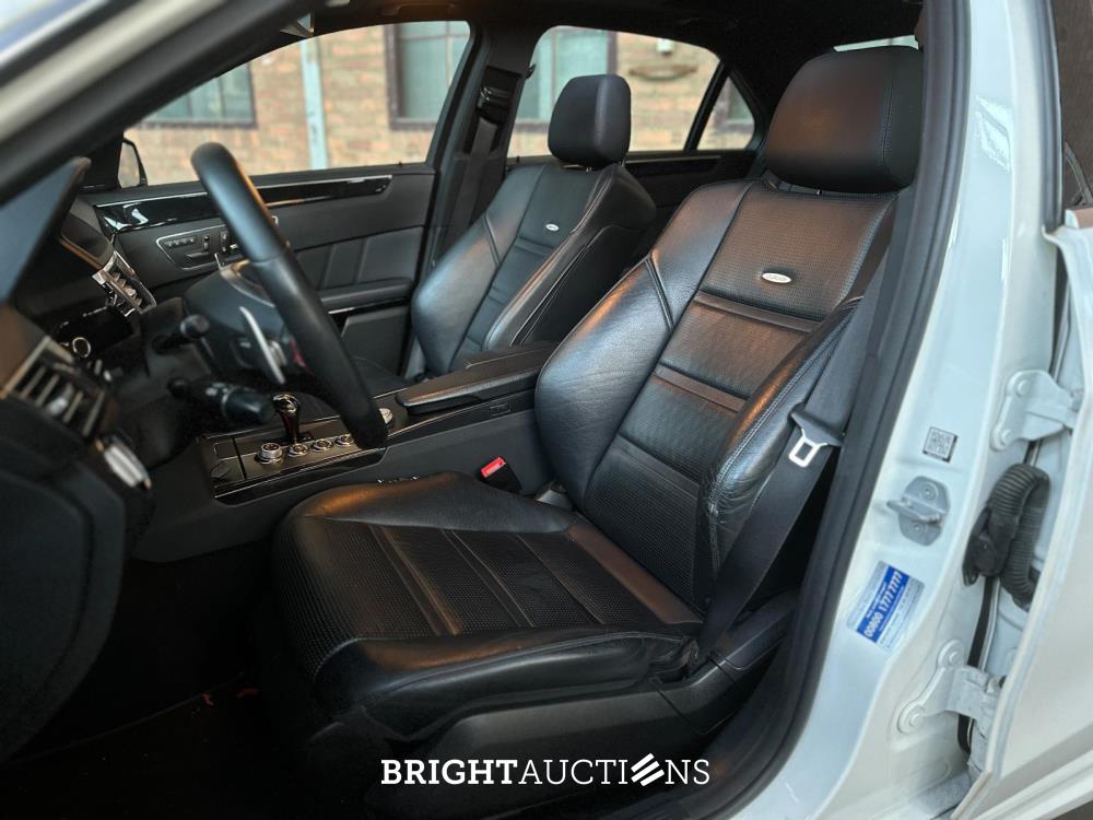 Mercedes-Benz E63 AMG 6.2 V8 -CARBON- 525pk 2010 (Origineel-NL) E-Klasse, 47-LKB-6
