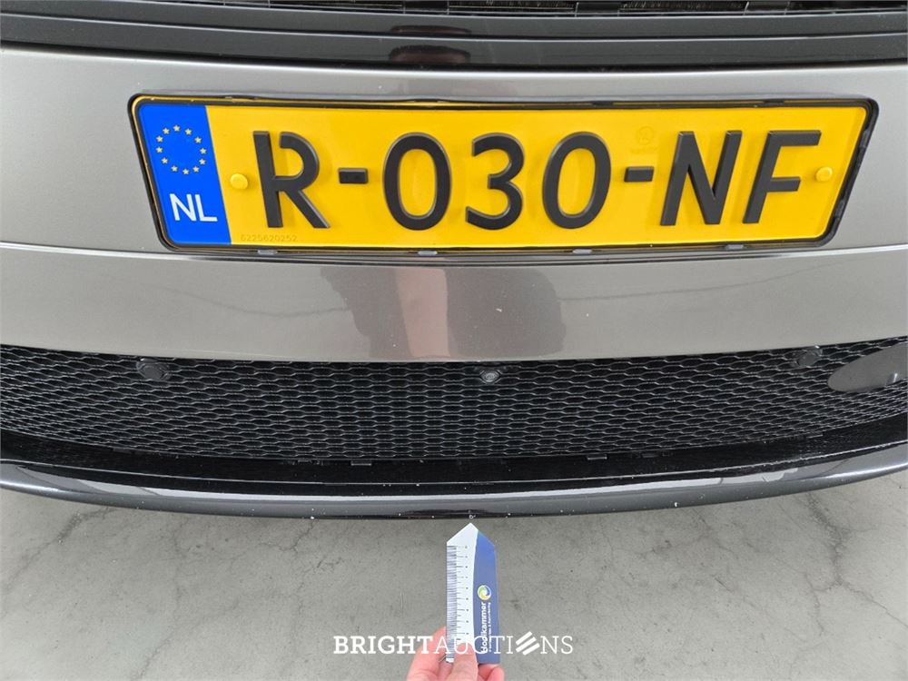 Land Rover Range Rover Velar P300 Turbo R-Dynamic SE 2.0 AWD 301pk 2019, R-030-NF