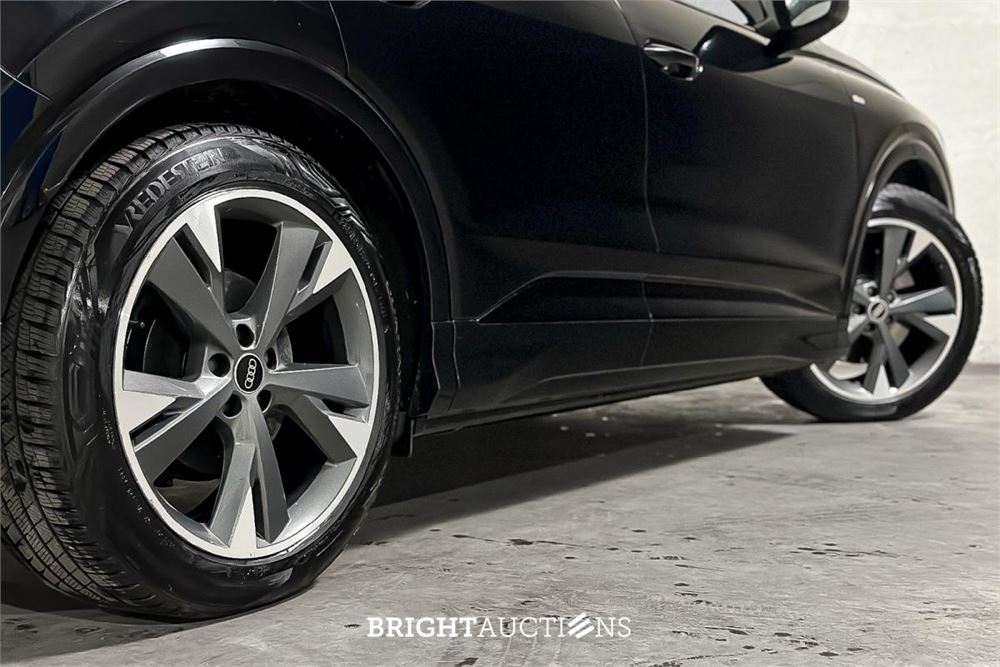Audi Q4 Sportback e-tron 40 Launch edition S Competition 77 kWh 204pk 2021 (Origineel-NL), N-622-TH