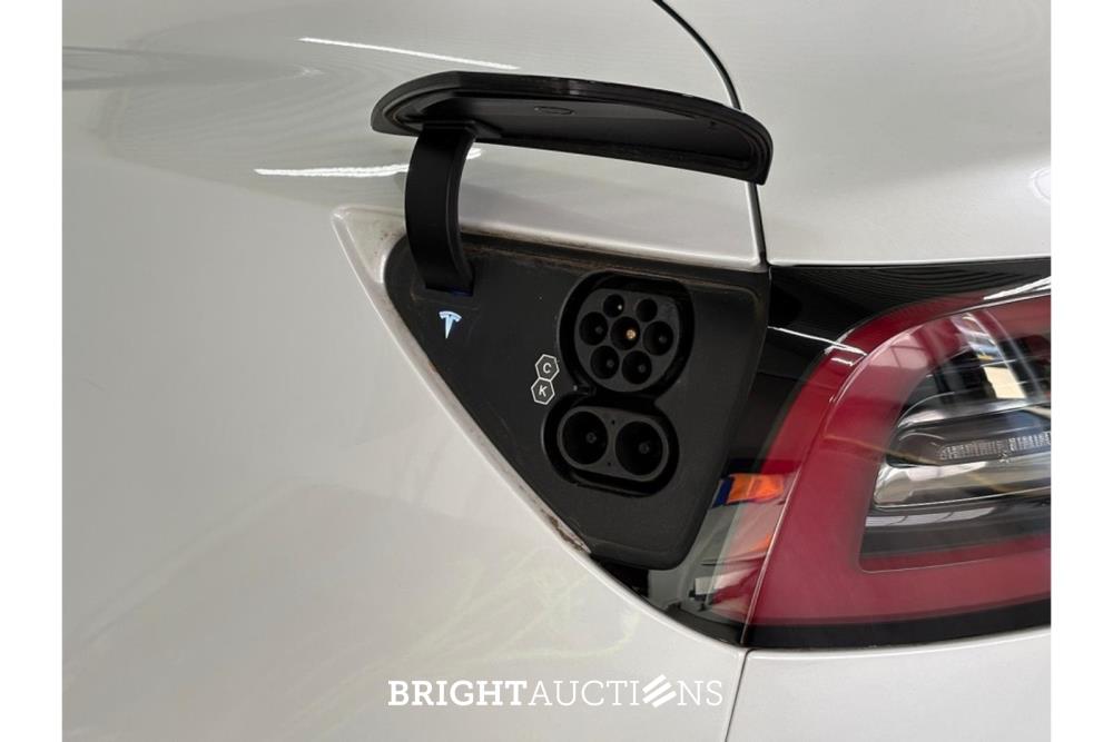 Tesla Model 3 Standard RWD Plus 60 kWh 238pk 2021 (Origineel-NL), N-008-RP