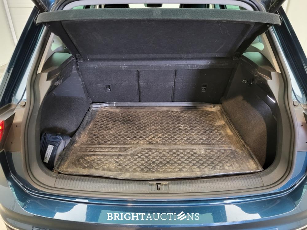 Volkswagen Tiguan Life Business 1.5 TSI 150pk 2022 (Origineel-NL), N-324-VR
