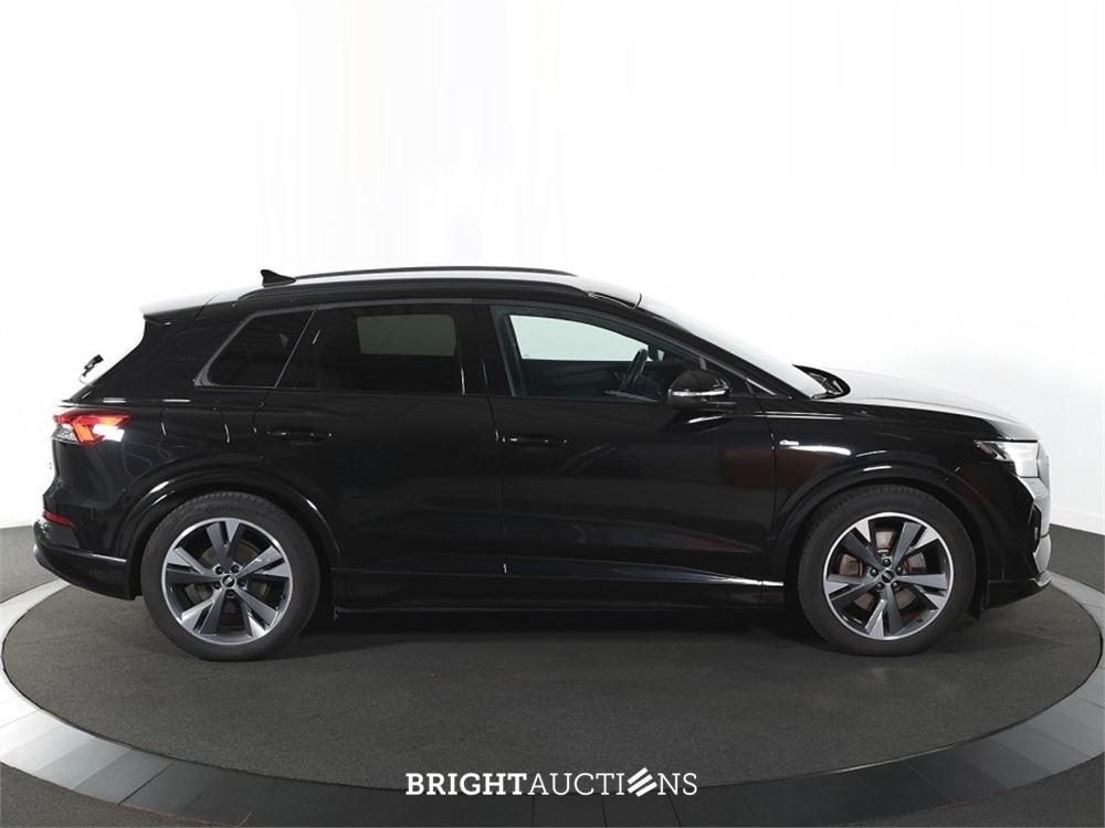 Audi Q4 50 Launch edition S Competition Quattro 77 kWh 2021 (Origineel-NL), N-031-PL