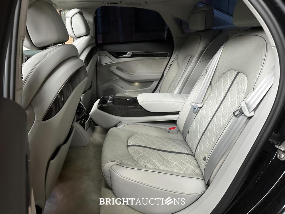 Audi S8 Sedan 4.0 TFSI Quattro V8 Biturbo 520pk 2014 - 52.000 km