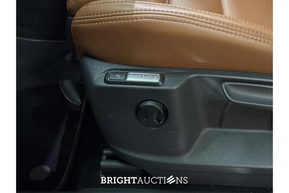 Volkswagen Tiguan ACT Highline Business R 1.5 TSI 150pk 2020 (Origineel-NL), H-070-NT