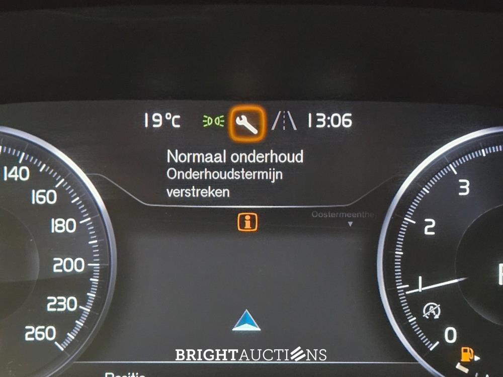 Volvo XC40 T2 Business Pro 1.5 129pk 2021 (Origineel-NL), K-466-VG