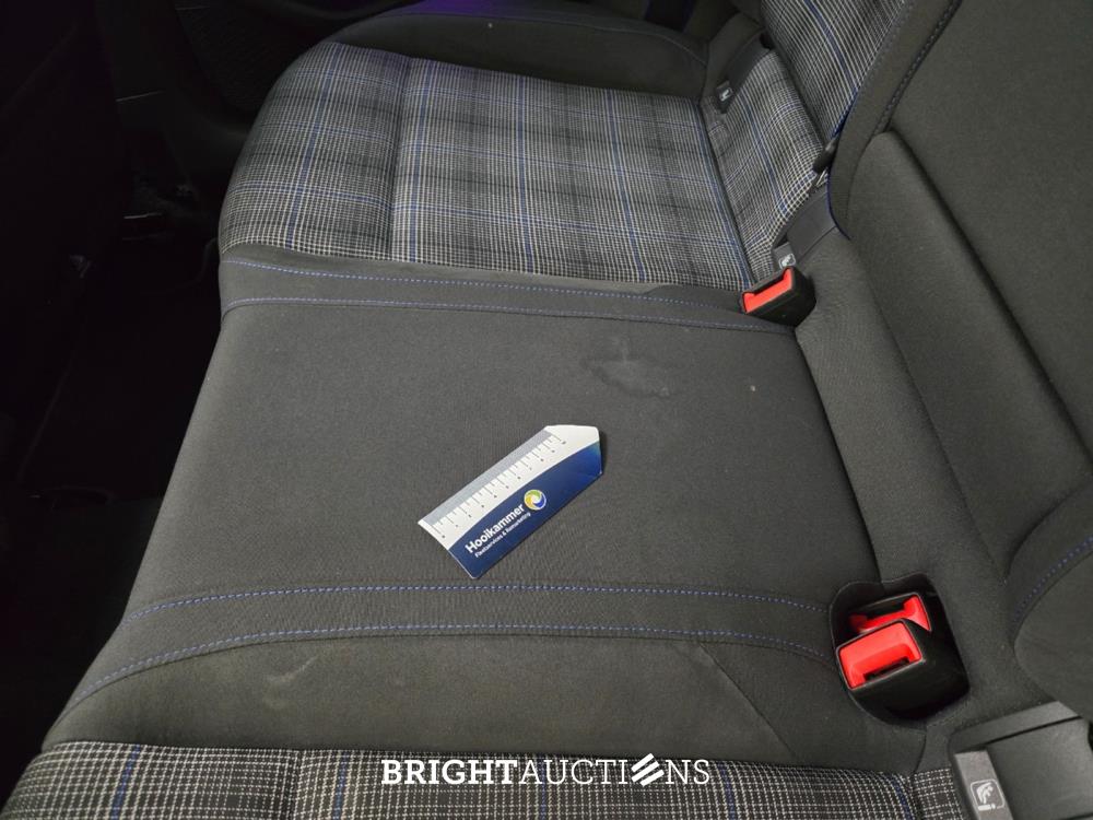 Volkswagen Golf eHybrid GTE 1.4 258pk 2020, T-643-RN