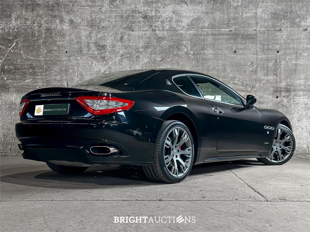 Maserati GranTurismo S 4.7 V8 440pk 2009
