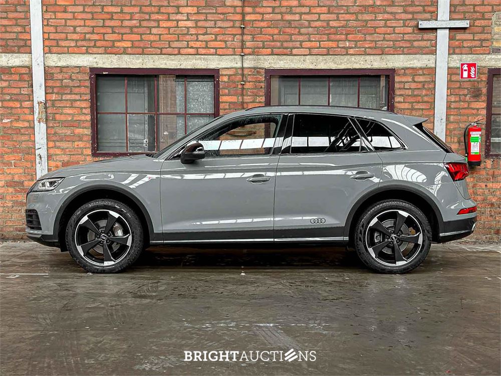 Audi Q5 2.0 TFSI Quattro Sport S Line Black Edition 252pk 2018 (Origineel-NL + 1e Eigenaar), TT-931-B