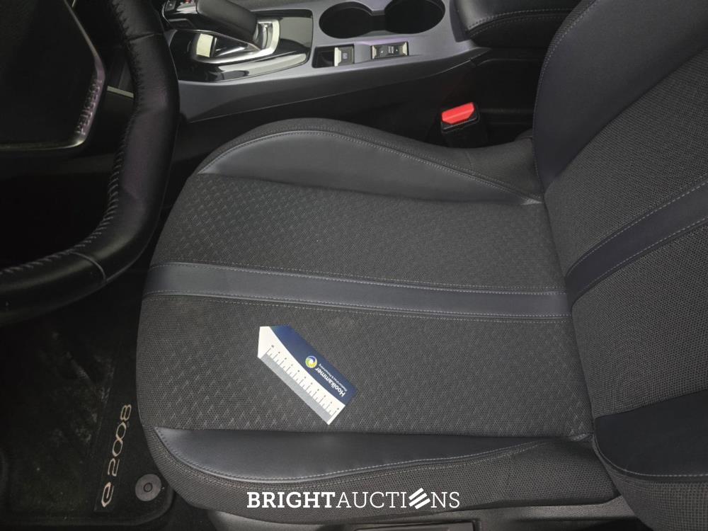 Peugeot e-2008 EV Blue Lease Active 50 kWh 136pk 2020, P-204-GN