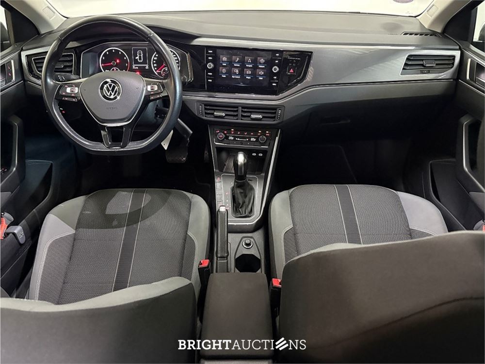 Volkswagen Polo Highline R Panodak 1.0 TSI 95pk 2021 (Origineel-NL), L-132-XK