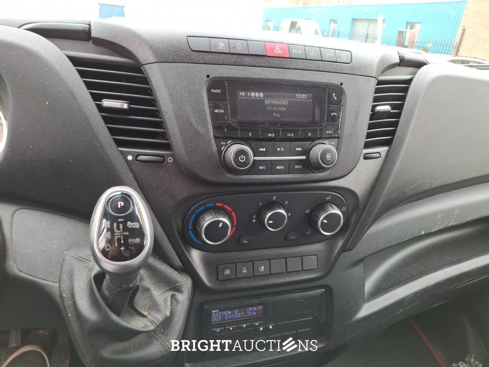 Iveco Daily 50C16 Koelwagen met laadklep 156 pk 2023, 13-BVT-1