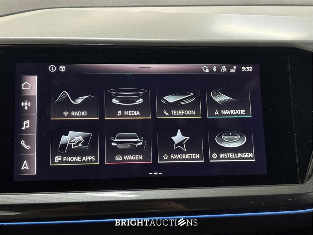 Audi Q4 50 Launch edition S Competition Quattro 77 kWh 2021 (Origineel-NL), N-031-PL